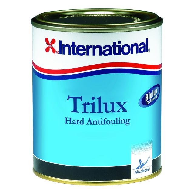  International Trilux 2.5L SVART